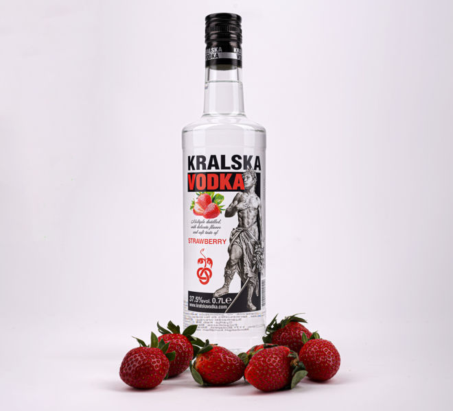 kralska_vodka_strawberry